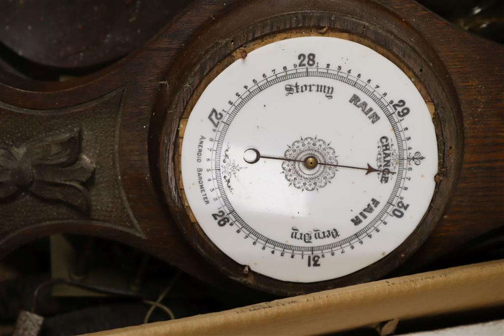 Clock repairers interest: Parts, movements, glasses, dials (a.f.)